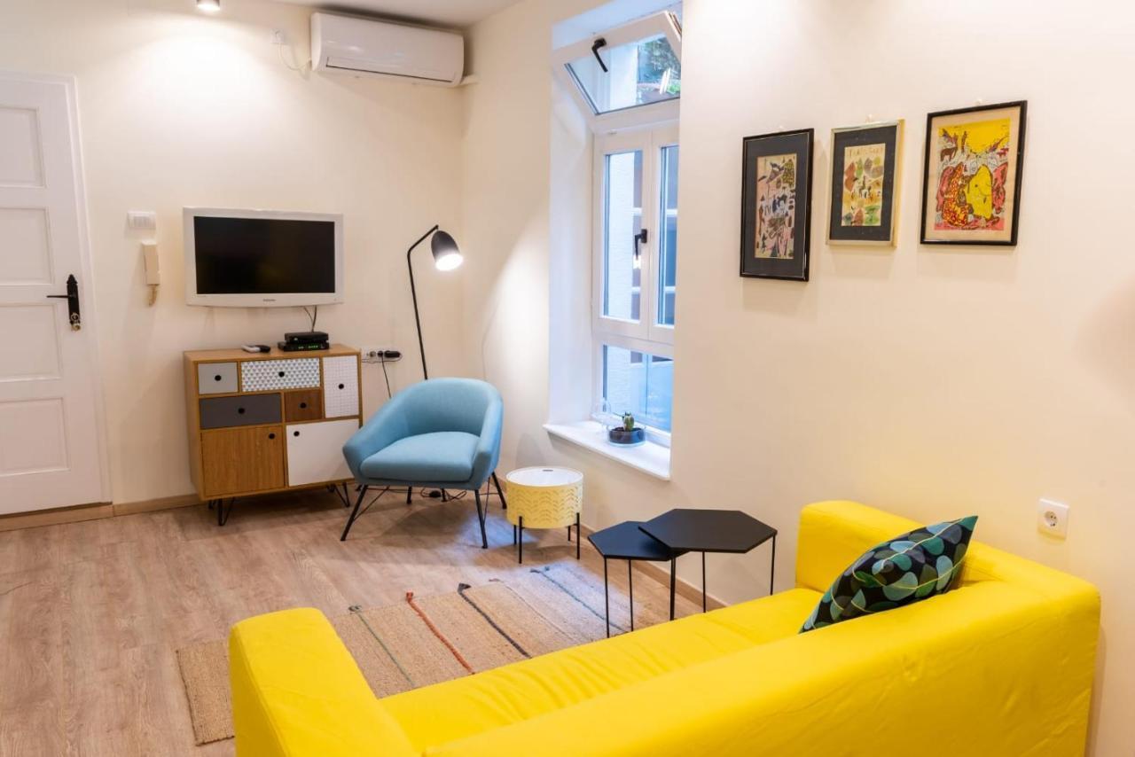 Apartment Happy House